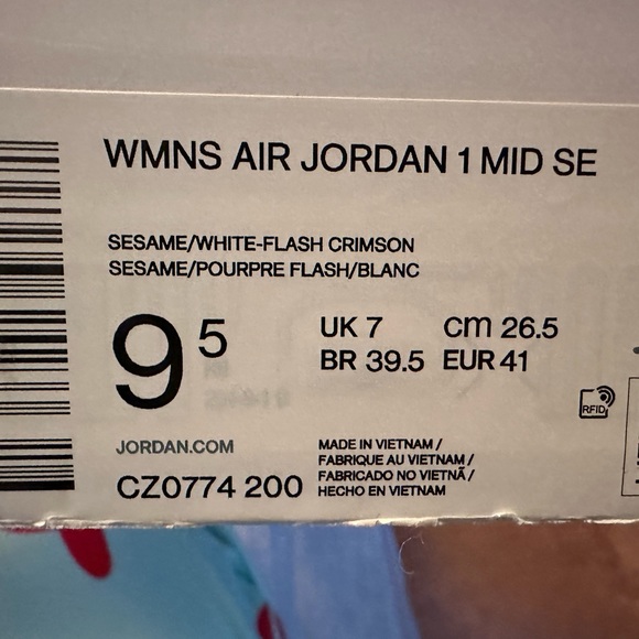 BNIB Women’s sz 9.5 Air Jordan 1 Mid SE sesame,white,flash crimson, psychic blue - Picture 9 of 9